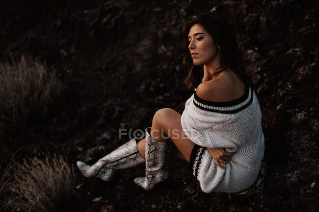 Sensual young woman in rural landscape — Stock Photo
