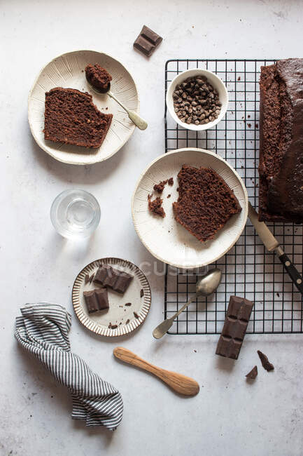 Pezzo di torta di banana e cioccolato — Foto stock
