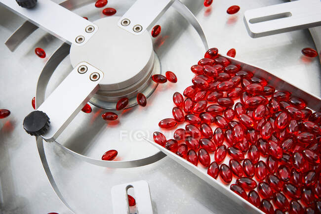 Виробництво та упаковка таблеток та таблеток промислово для медичного та медичного сектора — стокове фото