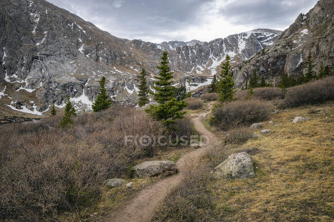 Bela paisagem nas montanhas — Fotografia de Stock