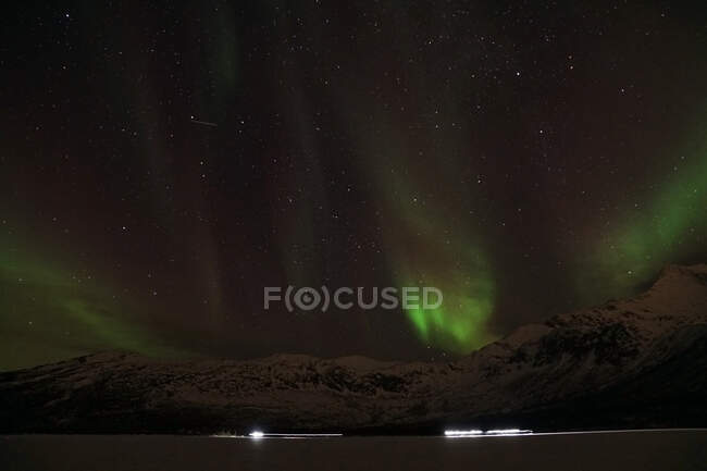 Spectaculaires aurores boréales à Tromso — Photo de stock