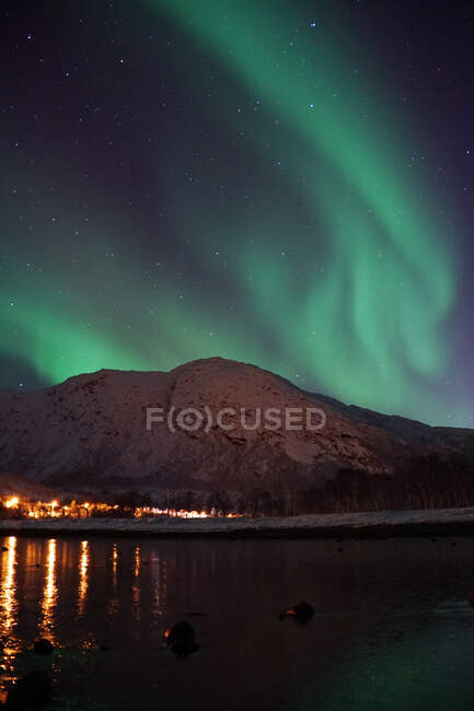 Spectacular green Northern Lights in Tromso — Stock Photo