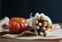 Студійний знімок овочів — стокове фото