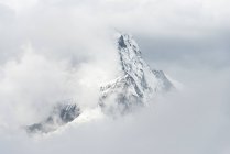 Matterhorn mountain seen through clouds — Stock Photo