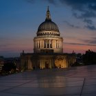 Illuminated St Paul Cathedral — Stock Photo