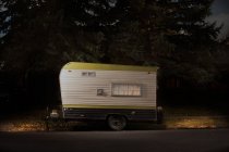 Camper trailer on a street — Stock Photo