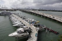 Miami beach, erhöhter Blick auf den Yachthafen — Stockfoto