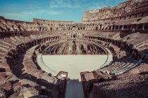 Coliseu ruínas interiores — Fotografia de Stock