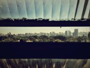 Stadtbild vom Dach aus gesehen — Stockfoto