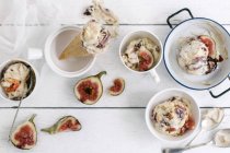 Fig ice-cream scoops — Stock Photo
