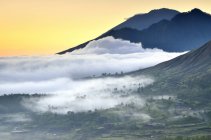 Pinggan landscape in mist — Stock Photo