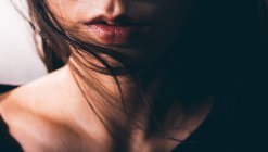 Крупный план женского рта — стоковое фото