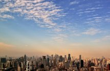 Хмарно skyline Шанхай — стокове фото