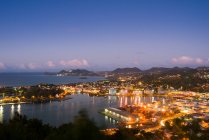 Paysage urbain de La Toc au crépuscule, Castries, Sainte-Lucie — Photo de stock