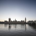 Сценический вид на здание парламента, Лондон, Великобритания — стоковое фото