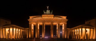 Alemanha, Berlim, foto panorâmica do Portão de Brandemburgo — Fotografia de Stock