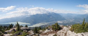 Scenic view of Squamish River emptying into Howe Sound, British Columbia, Canada — Stock Photo