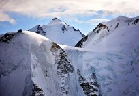 Gros plan sur le magnifique glacier des montagnes, Suisse — Photo de stock