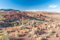 Vista panorámica de las ruinas del pueblo de Wupatki, Monumento Nacional de Wupatki, Arizona, EE.UU. - foto de stock