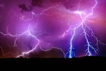 Scenic view of lightning storm, Arlington, Arizona, America, USA — Stock Photo