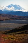 Vista panoramica della maestosa vetta del Monte McKinley, Denali National Park, Alaska, USA — Foto stock