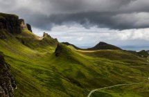 Sceic view of Quiraing landslip, Trotternish, Ilha de Skye, Escócia, Reino Unido — Fotografia de Stock