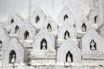 Caratteristica architettonica di Hsinbyume Pagoda, Mingun, Myanmar — Foto stock