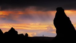 Cielo romantico e persona vista da lontano, Cappadocia, Turchia — Foto stock