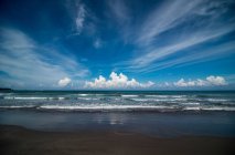 Vista panorámica de la playa y el paisaje oceánico, Filipinas - foto de stock