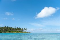 Malerischer Blick auf tropische Insel, semporna, sabah, malaysia — Stockfoto