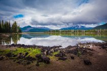 Vista panoramica su Sparks Lake, Oregon, America, Stati Uniti d'America — Foto stock