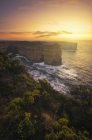 Vue panoramique sur les formations rocheuses près de Great Ocean Road, Victoria, Australie — Photo de stock
