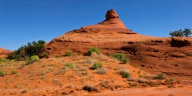 Vista panoramica di Medicine Man formazione rocciosa, Mystery Valley, Arizona, America, STATI UNITI — Foto stock