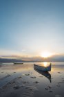 Bateaux sur le lac de Limboto, Bhuhu, Gorontalo, Indonésie — Photo de stock