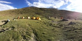 Scenic view of nimaling campsite, Kangyatse II, India — Stock Photo