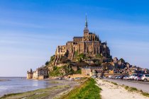 Vista panorâmica de Le Mont-Saint-Michel, Basse-Normandie, França — Fotografia de Stock