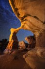 USA, Utah, Grand Staircase-Escalante National Monument, Metate Arch, Devils Garden at night tme — Stock Photo