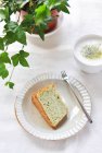 Green tea cake and green tea drink — Stock Photo
