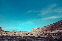 Vista panorámica del Coliseo Romano, Roma, Italia - foto de stock
