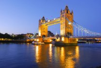 Scenic view of golden time of tower bridge, London, UK — Stock Photo