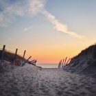 Vista do pôr do sol na praia de areia, Holanda, Bloemendaal — Fotografia de Stock