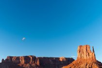 Мальовничий вид на параплані над рукавиці, Долина монументів, штат Арізона, Америка, США — стокове фото