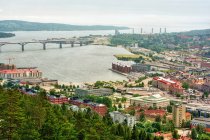 Veduta aerea del paesaggio urbano costiero di Sundsvall, Svezia — Foto stock