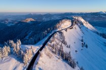 Vue aérienne de la route panoramique de Rossfeld entre l'Autriche et l'Allemagne — Photo de stock