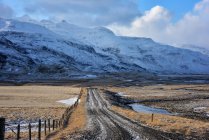 Strada verso la montagna Kirkjufell, Snaefellsnes, Islanda — Foto stock