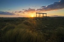 Vue panoramique sur le parc naturel du détroit au coucher du soleil, Tarifa, Cadix, Andalousie, Espagne — Photo de stock