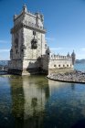 Vista panorámica de la Torre de Belem, Lisboa, Portugal - foto de stock