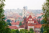 Malerischer Blick auf die Skyline der Stadt, Vilnius, Litauen — Stockfoto