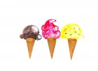 Три рожка мороженого — стоковое фото