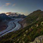 Vista panorámica del glaciar Aletch, Alpes bereneses, Suiza - foto de stock
